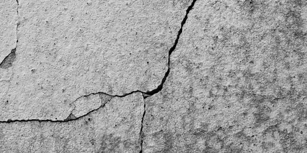 Trabajos Verticales en Fachadas de Edificios / Viviendas Monóvar · Reparación, Sellado de Grietas y Desperfectos